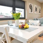 Sun & Garden View בית נופש Oświęcim