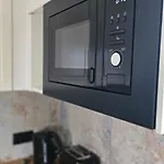 Sun & Garden View בית נופש *